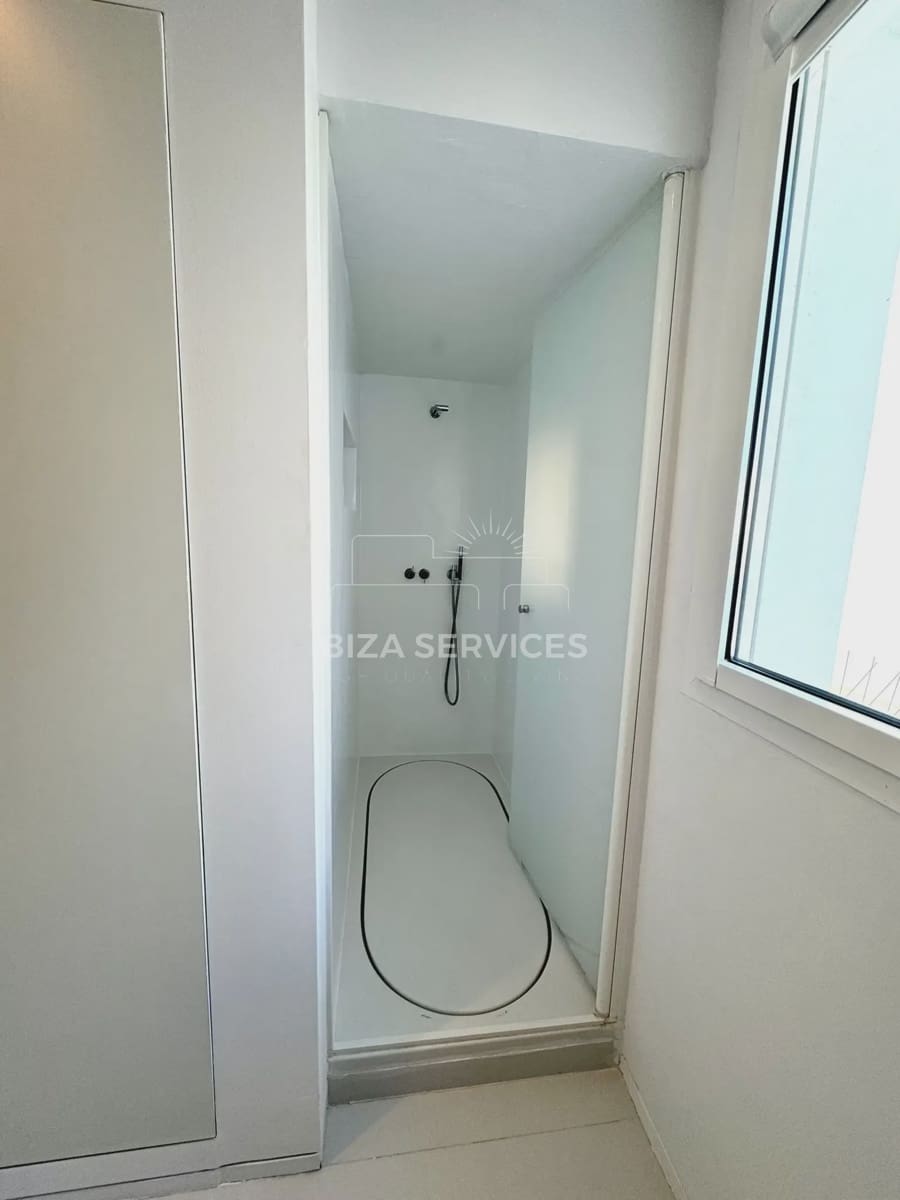 2 bedroom Apartment for sale in Talamanca with pool - € 575,000 (Ref: 8671390)