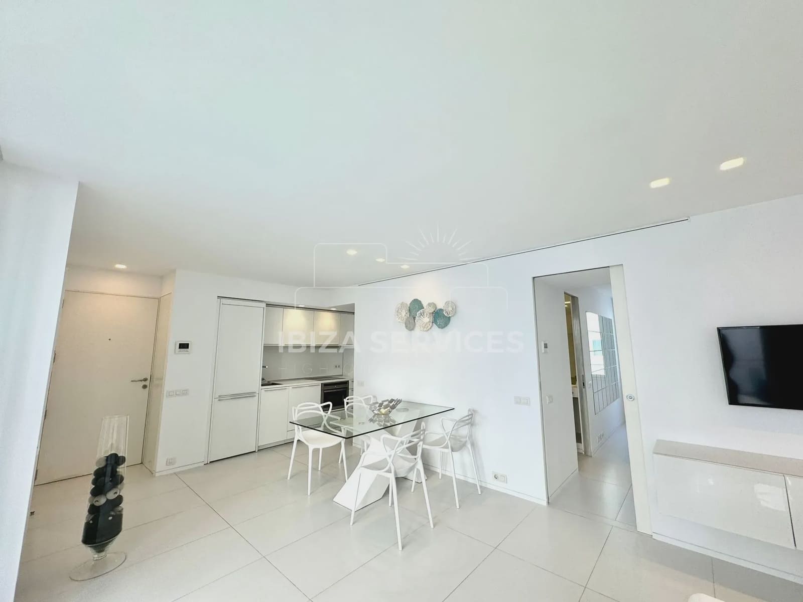 2 bedroom Apartment for sale in Talamanca with pool - € 575,000 (Ref: 8671390)