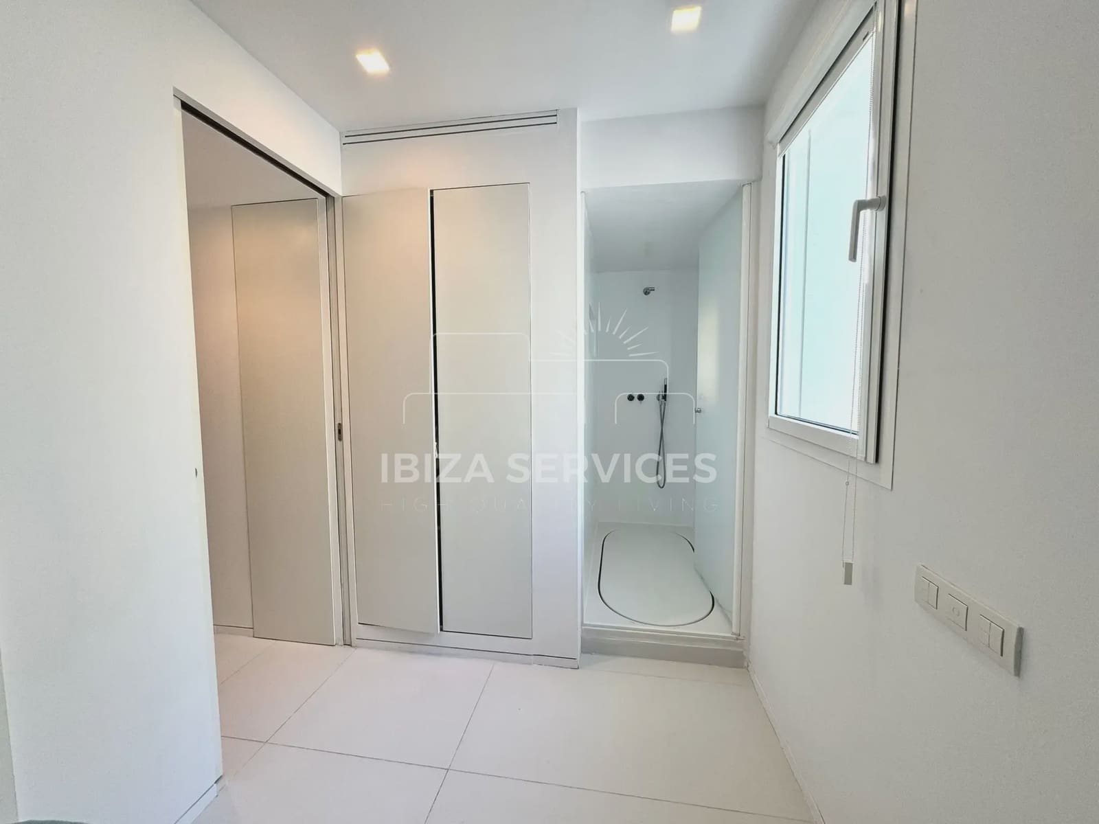 2 bedroom Apartment for sale in Talamanca with pool - € 575,000 (Ref: 8671390)