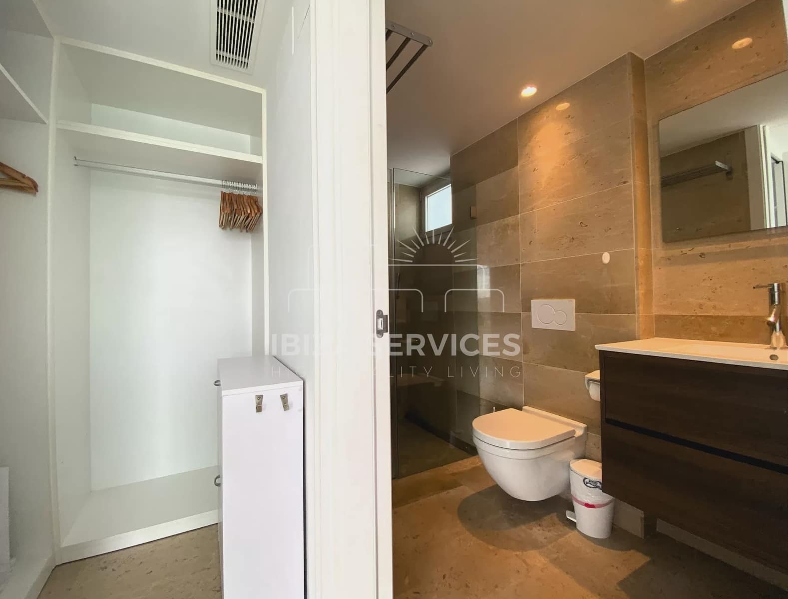 3 bedroom Apartment for sale in Talamanca with garage - € 1,800,000 (Ref: 8671485)