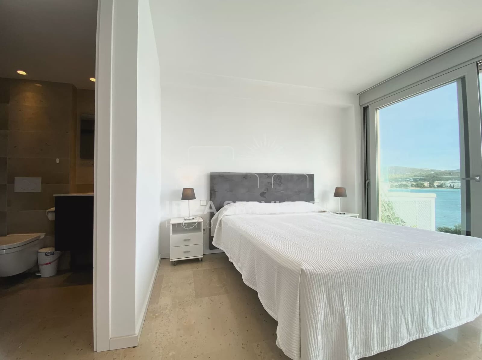 3 bedroom Apartment for sale in Talamanca with garage - € 1,800,000 (Ref: 8671485)