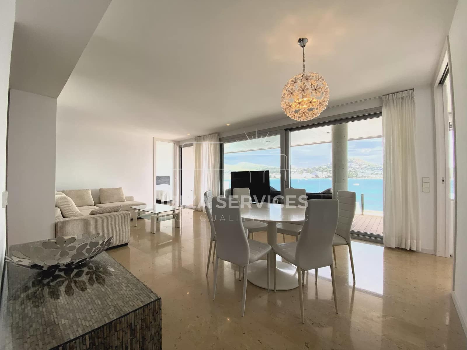 3 bedroom Apartment for sale in Talamanca with garage - € 1,800,000 (Ref: 8671485)