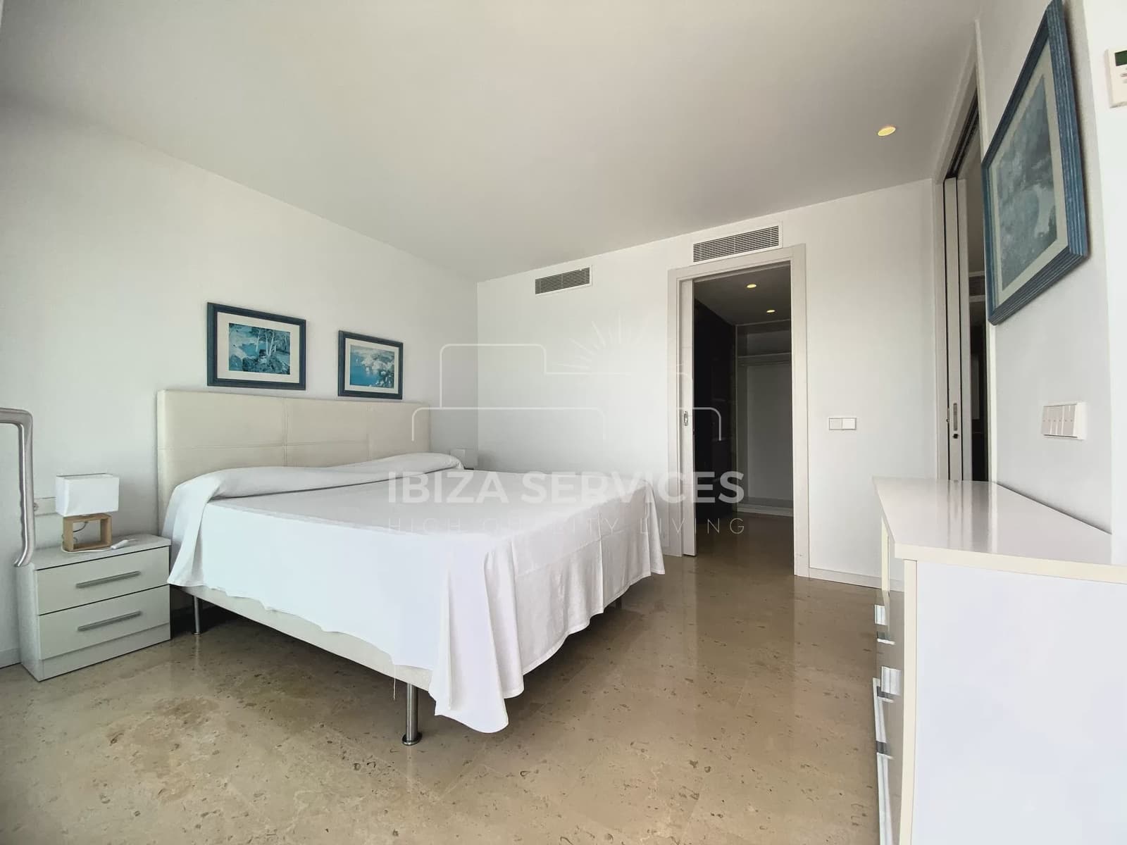 3 bedroom Apartment for sale in Talamanca with garage - € 1,800,000 (Ref: 8671485)