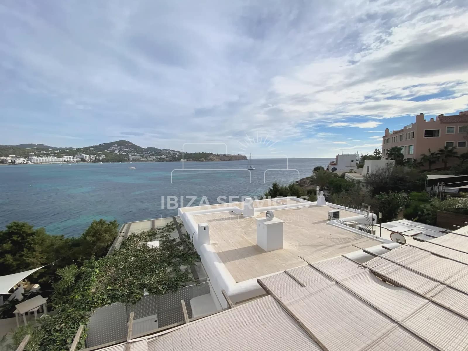 3 bedroom Apartment for sale in Talamanca with garage - € 1,800,000 (Ref: 8671485)