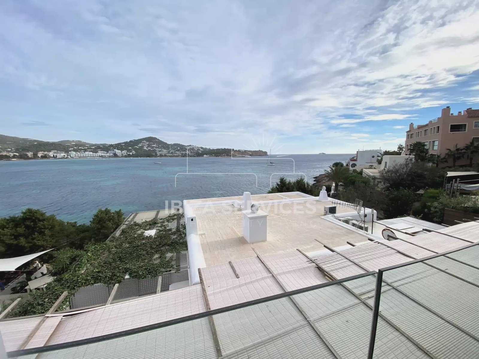 3 bedroom Apartment for sale in Talamanca with garage - € 1,800,000 (Ref: 8671485)