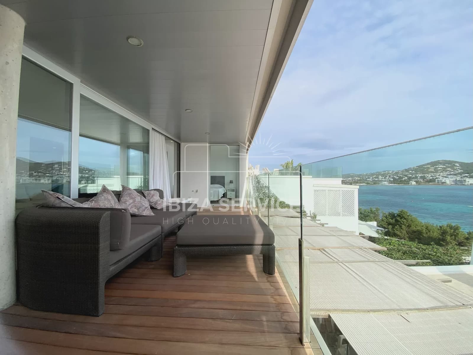 3 bedroom Apartment for sale in Talamanca with garage - € 1,800,000 (Ref: 8671485)