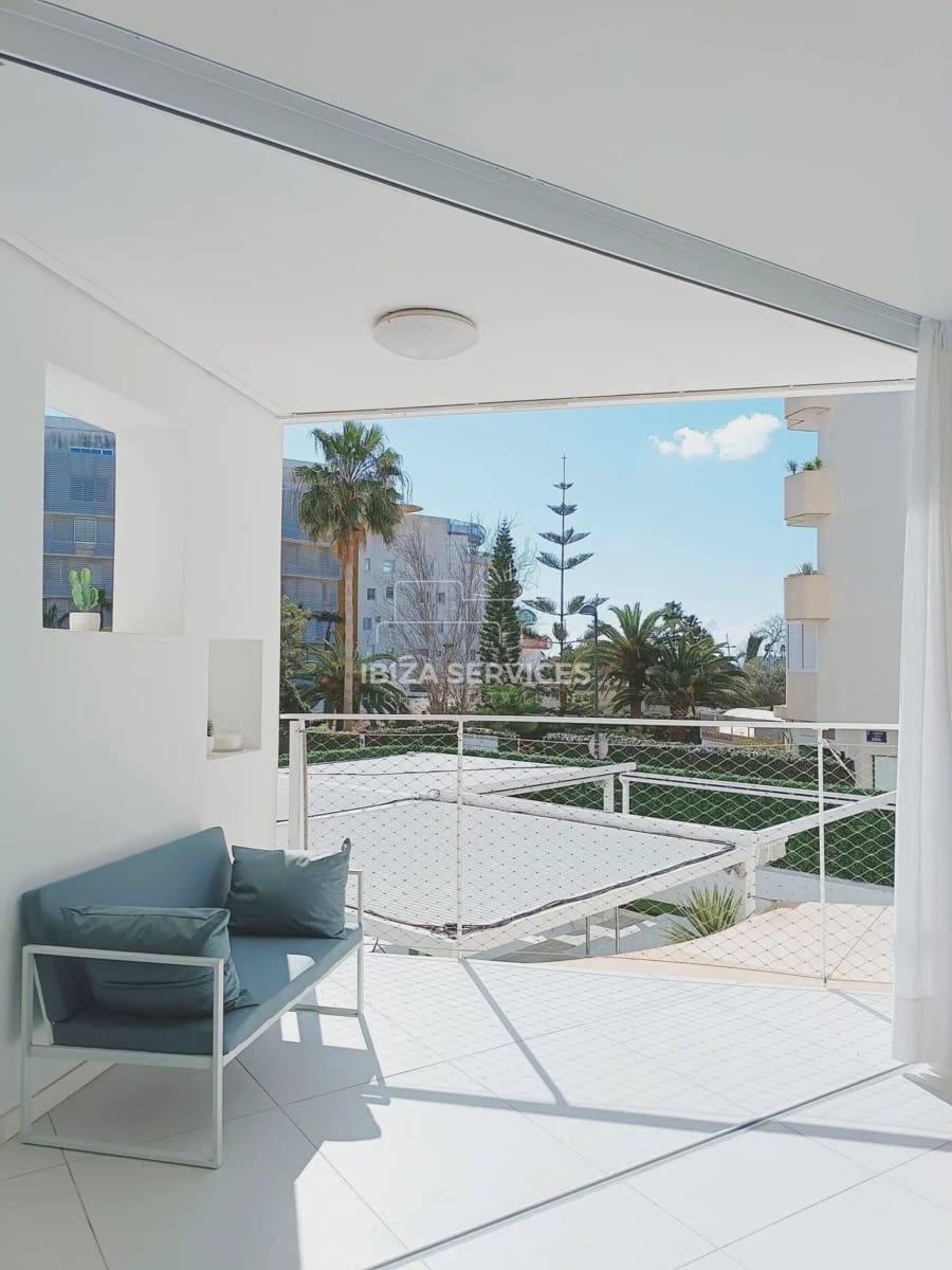 2 bedroom Apartment for rent in Ibiza / Eivissa town with pool garage - € 4,500 (Ref: 8742876)