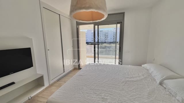 3 soverom Leilighet til leie i Talamanca, Ibiza by med svømmebasseng garasje - € 5 000 (Ref: 8747028)