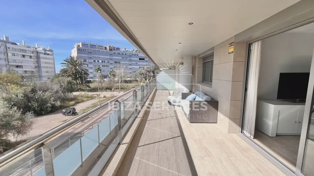 3 soverom Leilighet til leie i Talamanca, Ibiza by med svømmebasseng garasje - € 5 000 (Ref: 8747028)
