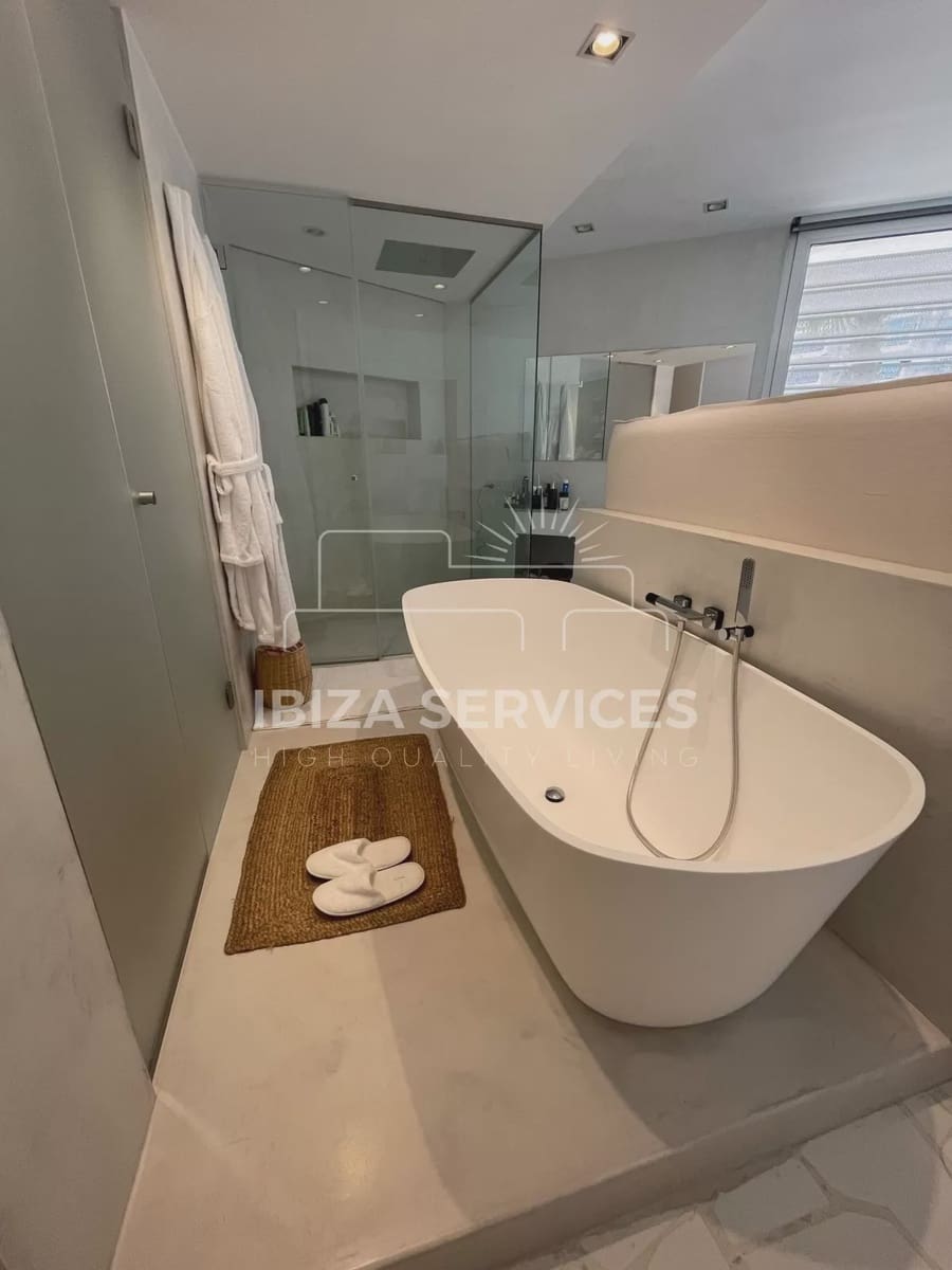 3 camera da letto Appartamento da affittare in Talamanca con piscina garage - 9.000 € (Rif: 8790124)