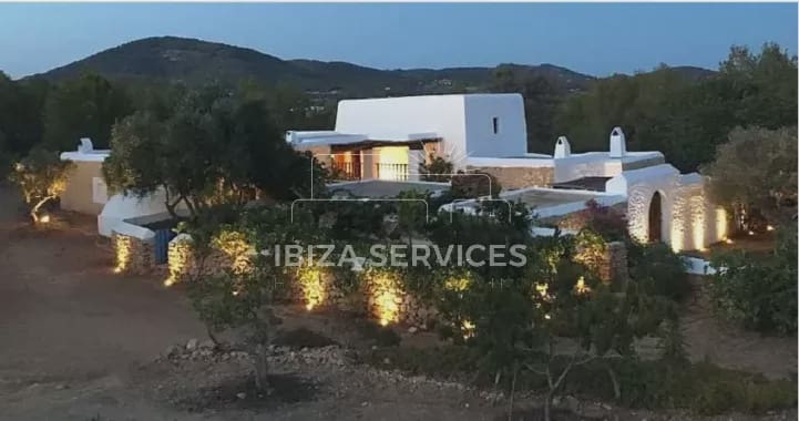6 soveværelse Finca/Landehus til salg i Santa Ines / Santa Agnes de Corona med swimmingpool garage - € 5.900.000 (Ref: 8803180)