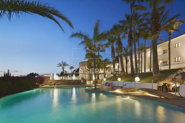 Chalet de 7 habitaciones en Nuestra Señora de Jesus, Santa Eulalia / Santa Eularia en alquiler vacacional con piscina garaje - 31.395 € (Ref: 8814165)