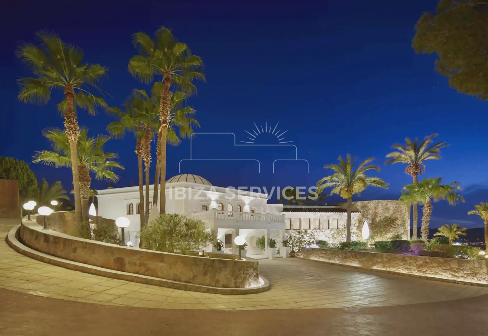 7 Zimmer Ferienvilla in Nuestra Senora de Jesus mit Pool Garage - 31.395 € (Ref: 8814165)