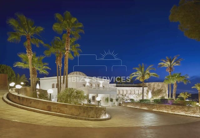 Chalet de 7 habitaciones en Nuestra Señora de Jesus, Santa Eulalia / Santa Eularia en alquiler vacacional con piscina garaje - 31.395 € (Ref: 8814165)