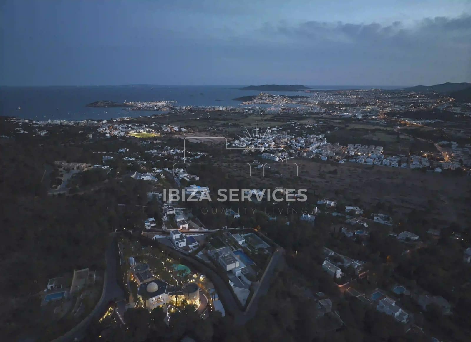 7 Zimmer Ferienvilla in Nuestra Senora de Jesus mit Pool Garage - 31.395 € (Ref: 8814165)