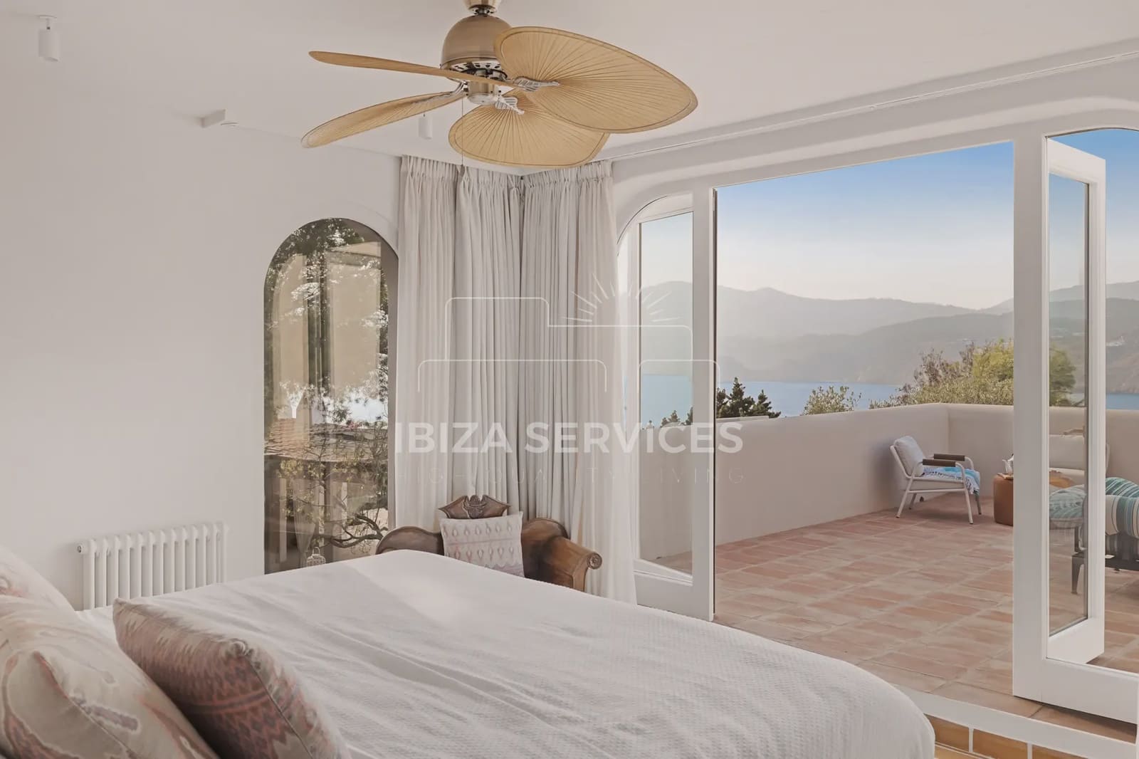 7 sovrum Villa för semesterbostäder i Porroig med pool garage - 14 994 € (Ref: 8814313)