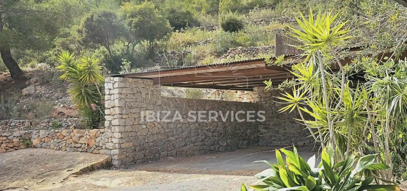 6 soverom Villa til salgs i Ibiza by med svømmebasseng garasje - € 8 050 (Ref: 8814315)