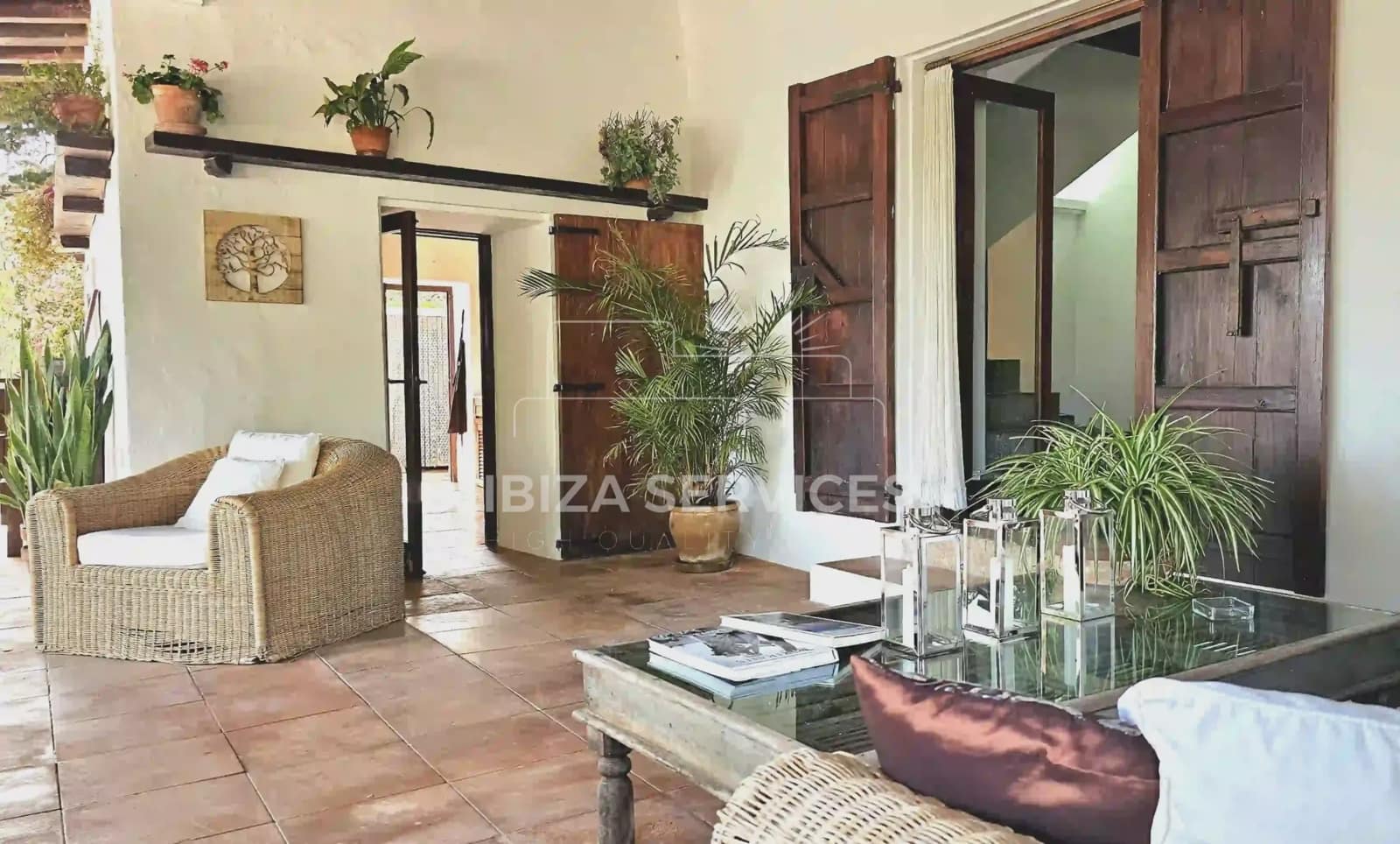 6 soverom Villa til salgs i Ibiza by med svømmebasseng garasje - € 8 050 (Ref: 8814315)