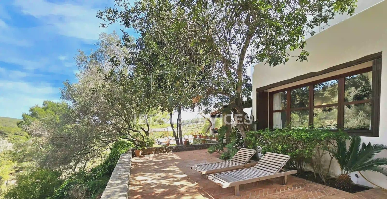 6 soverom Villa til salgs i Ibiza by med svømmebasseng garasje - € 8 050 (Ref: 8814315)