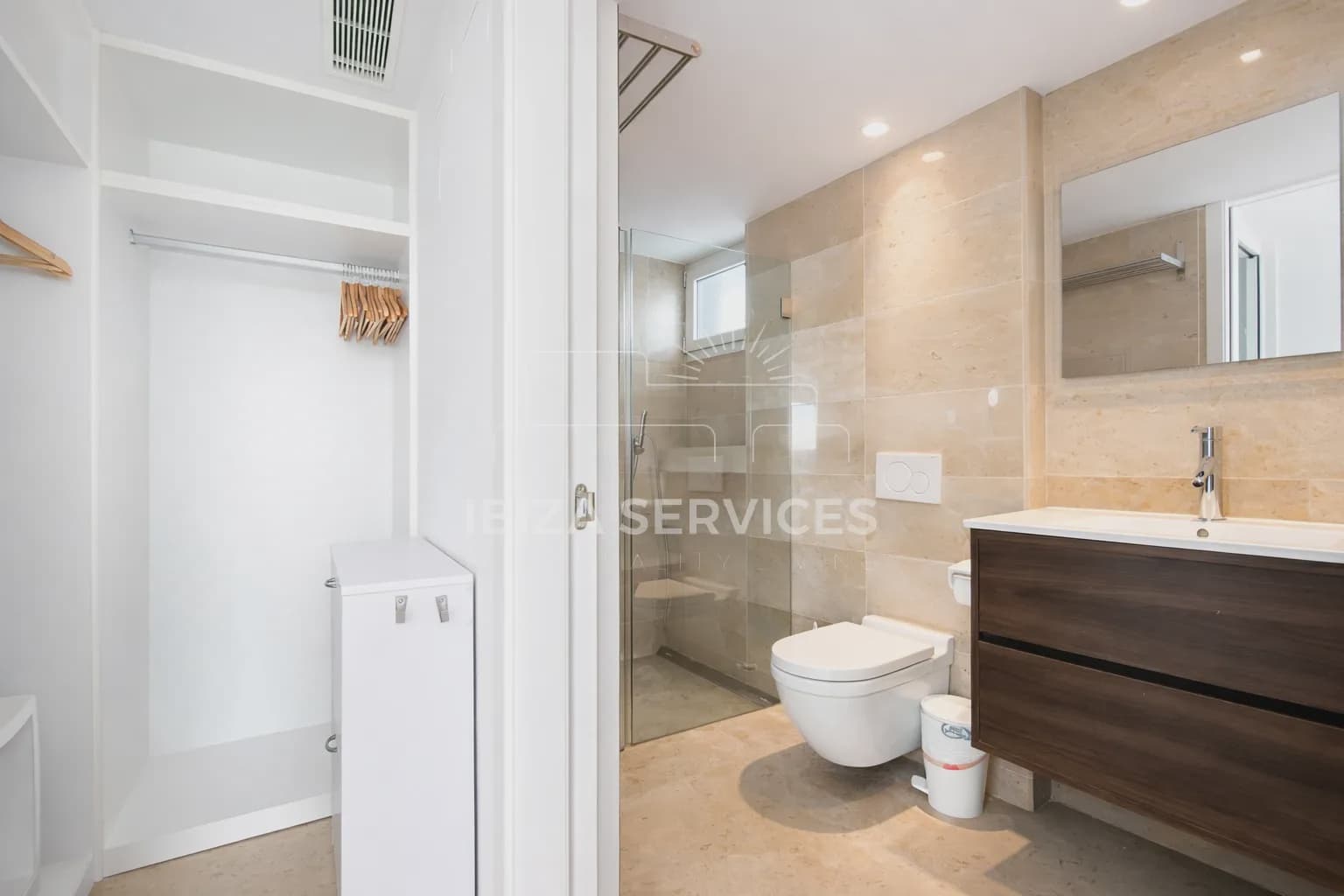 3 camera da letto Appartamento da affittare in Talamanca con garage - 6.500 € (Rif: 8840466)