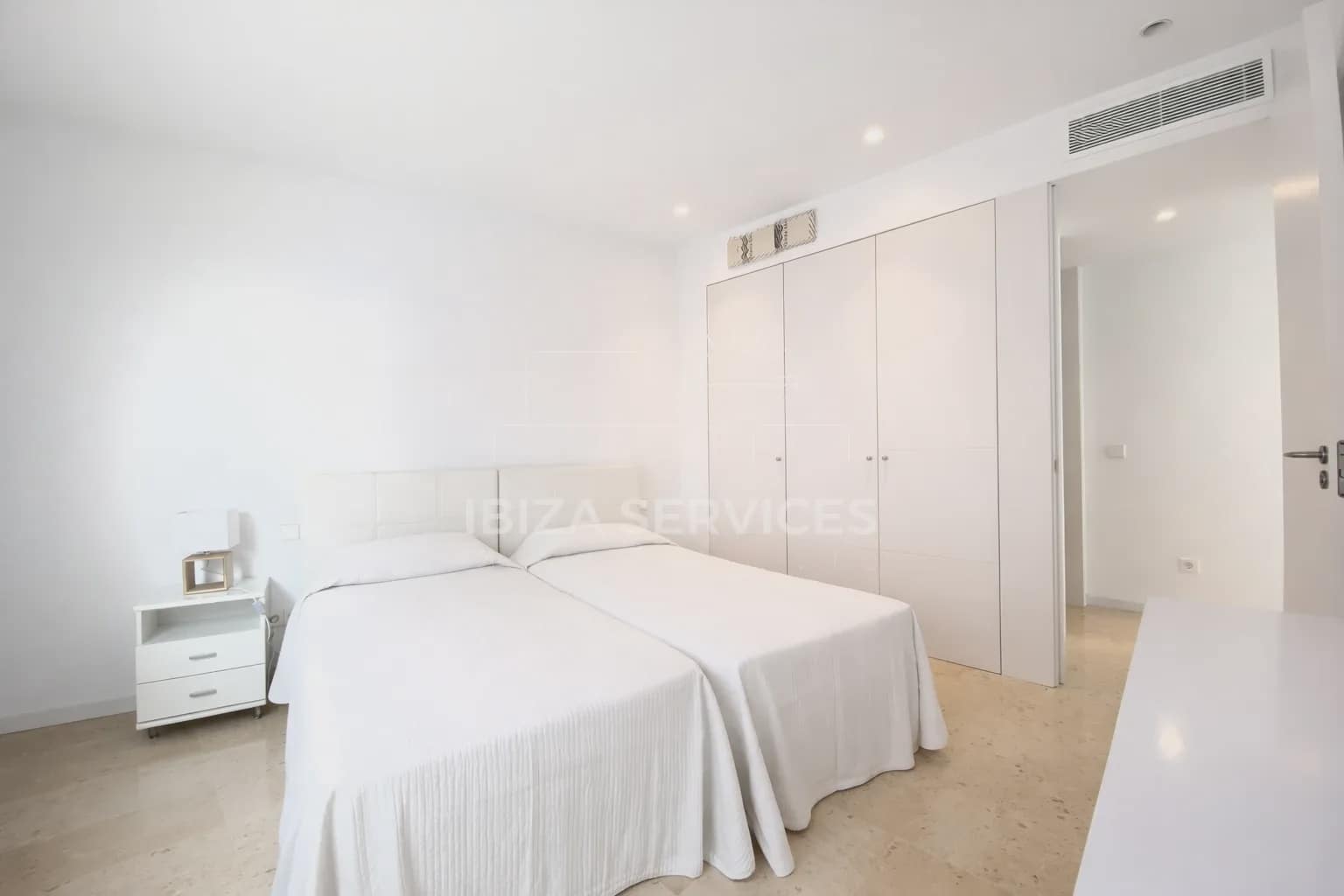 3 camera da letto Appartamento da affittare in Talamanca con garage - 6.500 € (Rif: 8840466)