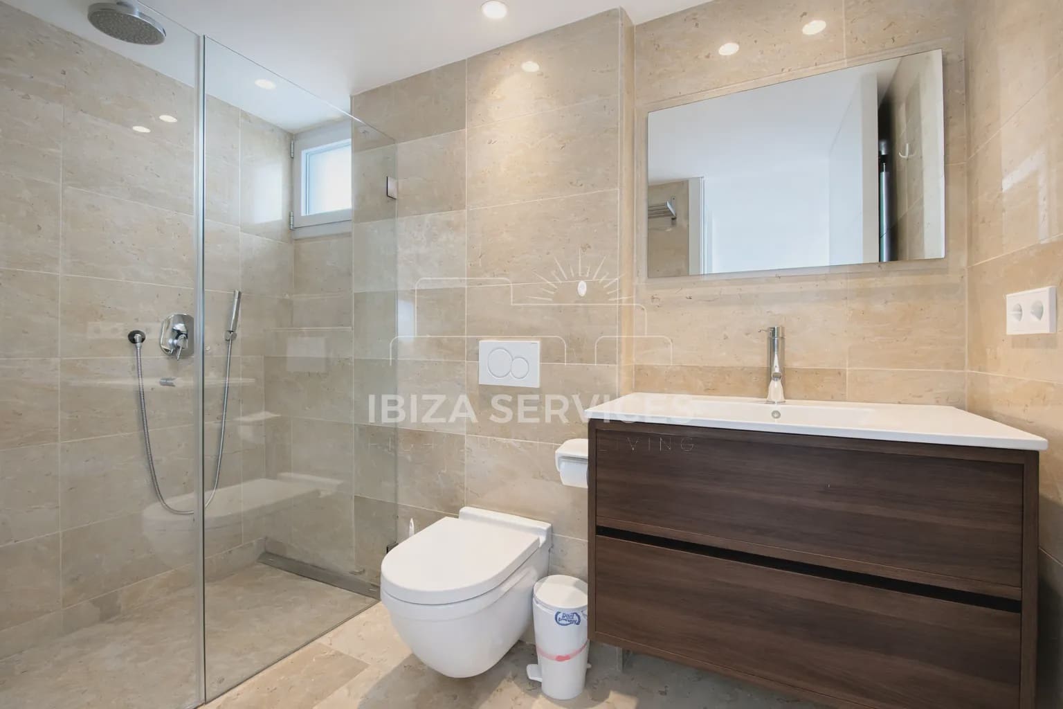 3 camera da letto Appartamento da affittare in Talamanca con garage - 6.500 € (Rif: 8840466)