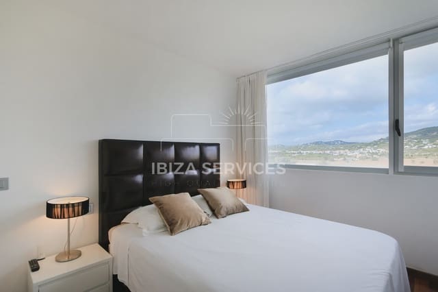 3 bedroom Apartment for rent in Ibiza / Eivissa town with pool garage - € 2,900 (Ref: 8842304)