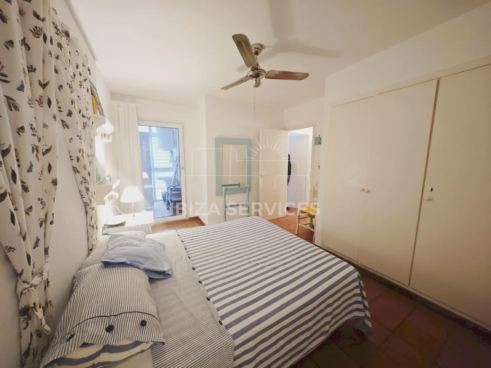 Apartamento de 4 habitaciones en Cala Llenya en alquiler con piscina garaje - 3.500 € (Ref: 8859715)