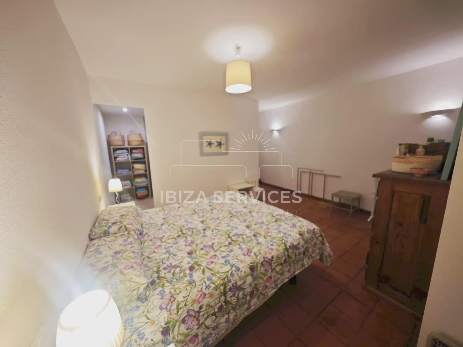 Apartamento de 4 habitaciones en Cala Llenya en alquiler con piscina garaje - 3.500 € (Ref: 8859715)