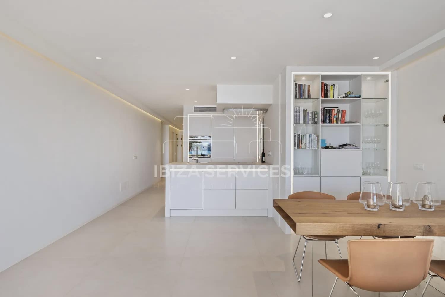 3 camera da letto Appartamento da affittare in Talamanca con piscina garage - 18.700 € (Rif: 8863470)