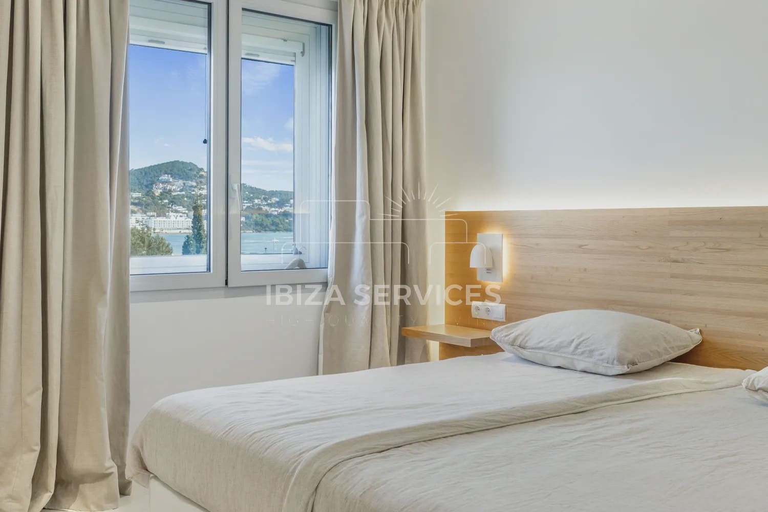 3 camera da letto Appartamento da affittare in Talamanca con piscina garage - 18.700 € (Rif: 8863470)