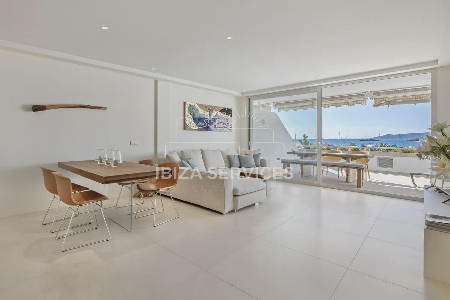 3 camera da letto Appartamento da affittare in Talamanca con piscina garage - 18.700 € (Rif: 8863470)