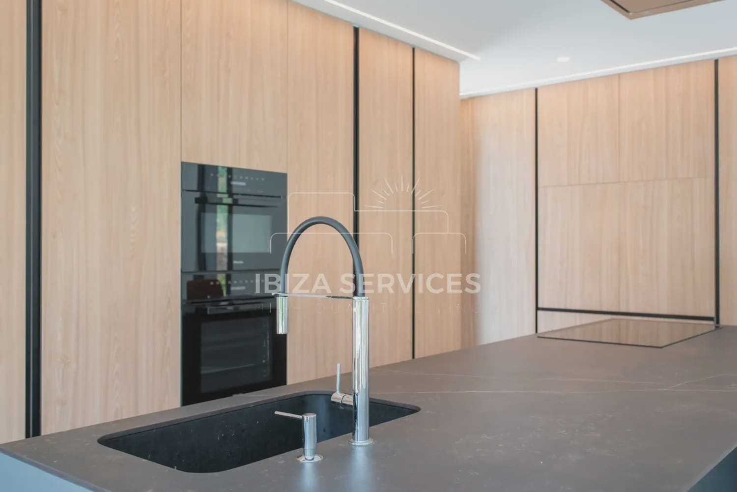 5 Zimmer Villa zu vermieten in Roca Llisa mit Pool Garage - 42.000 € (Ref: 8866866)