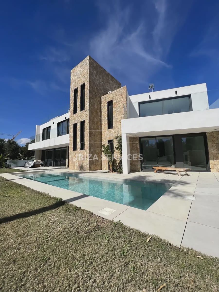 5 Zimmer Villa zu vermieten in Roca Llisa mit Pool Garage - 42.000 € (Ref: 8866866)