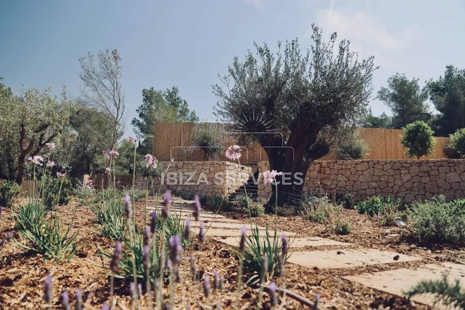 5 Zimmer Villa zu vermieten in Roca Llisa mit Pool Garage - 42.000 € (Ref: 8866866)