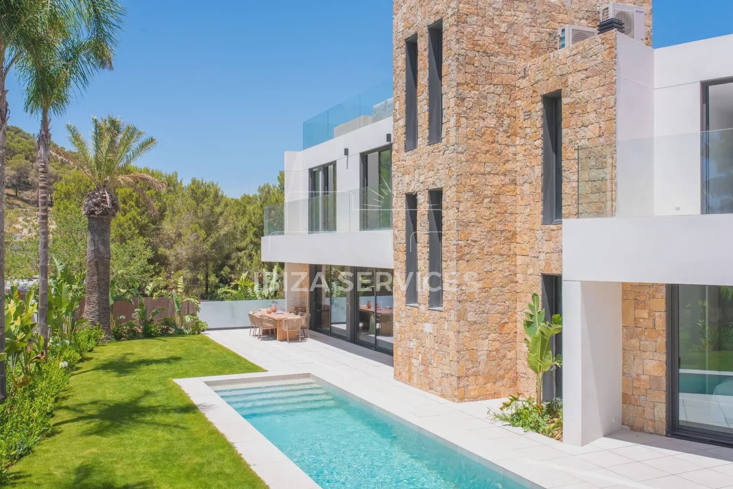 5 Zimmer Villa zu vermieten in Roca Llisa mit Pool Garage - 42.000 € (Ref: 8866866)