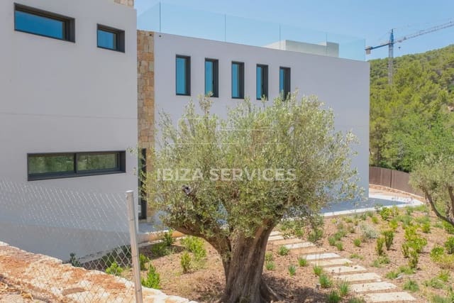 5 bedroom Villa for rent in Roca Llisa, Santa Eulalia / Santa Eularia with pool garage - € 42,000 (Ref: 8866866)