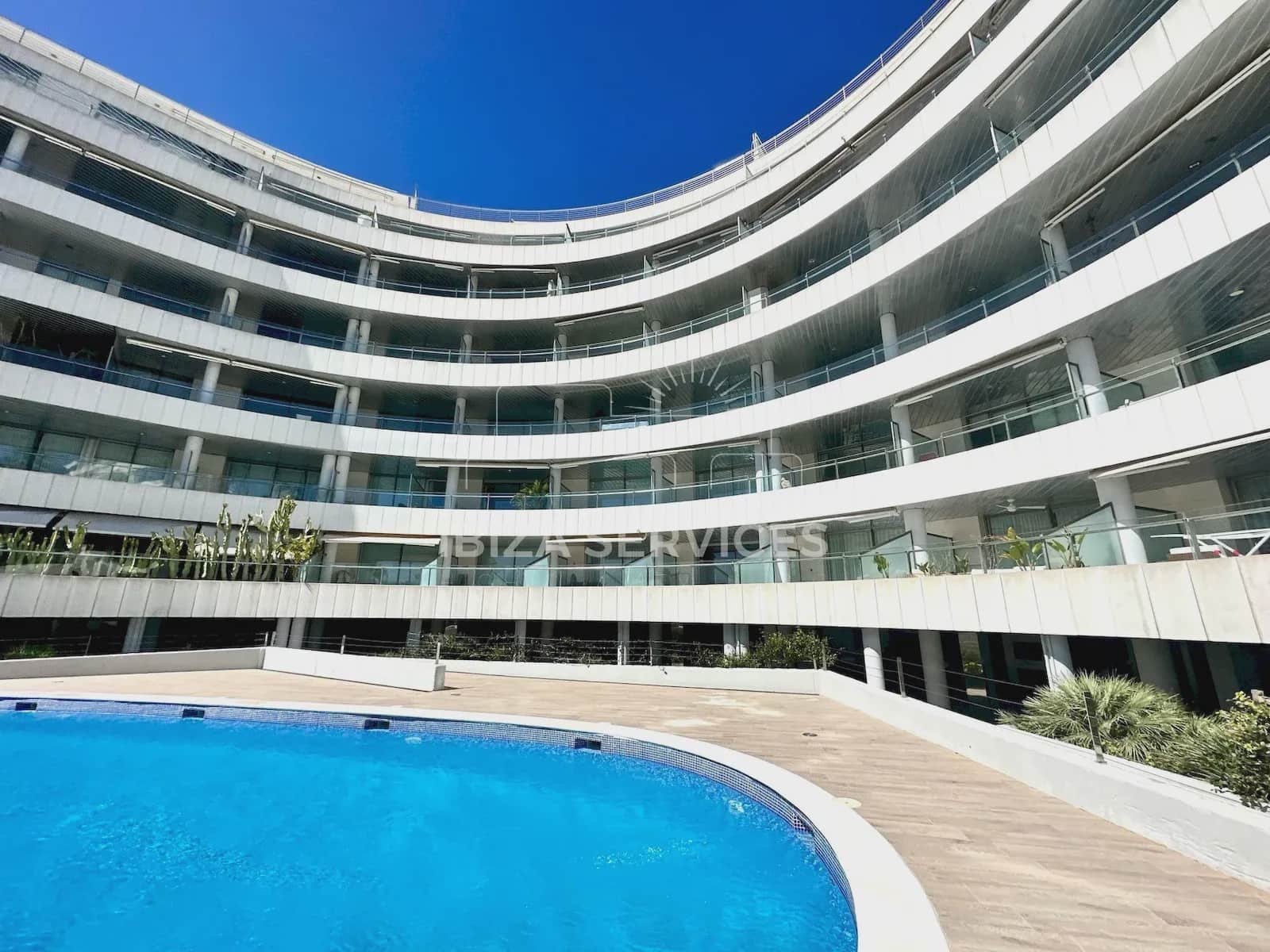 2 bedroom Apartment for rent in Ibiza / Eivissa town with pool garage - € 2,200 (Ref: 8895799)