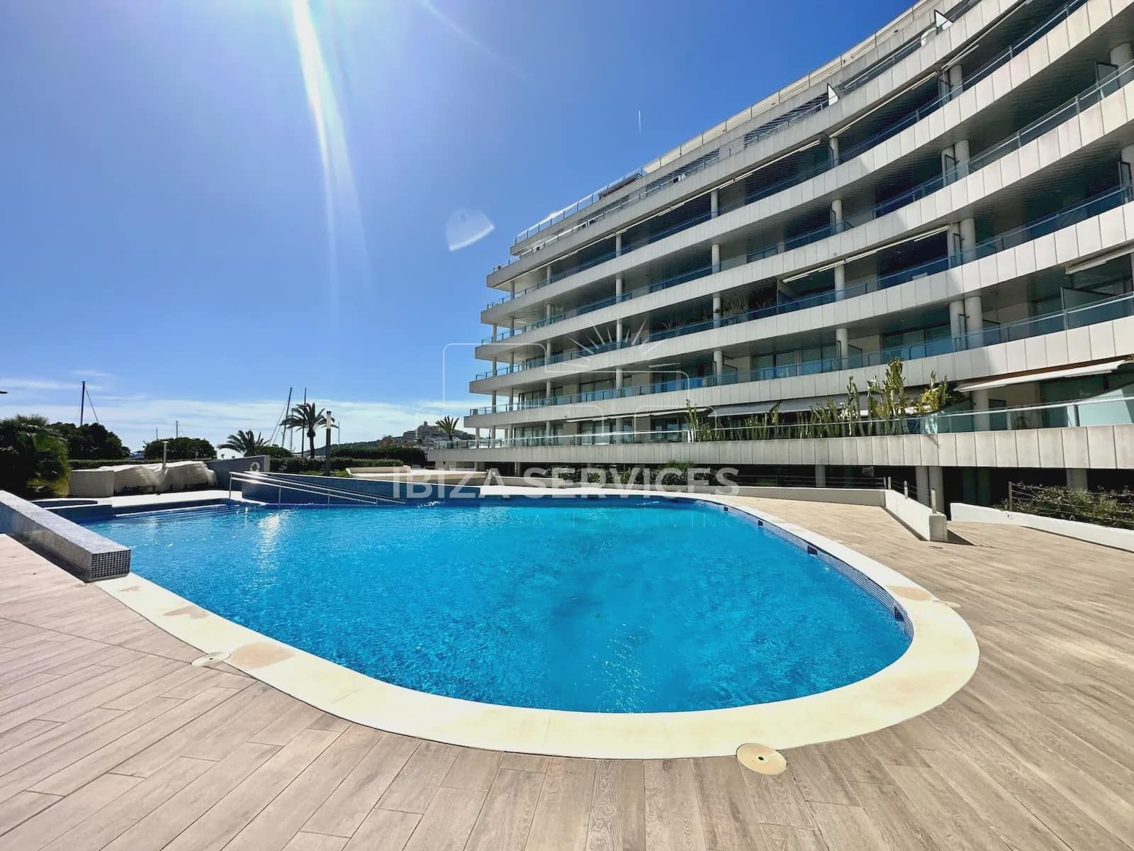 2 bedroom Apartment for rent in Ibiza / Eivissa town with pool garage - € 2,200 (Ref: 8895799)