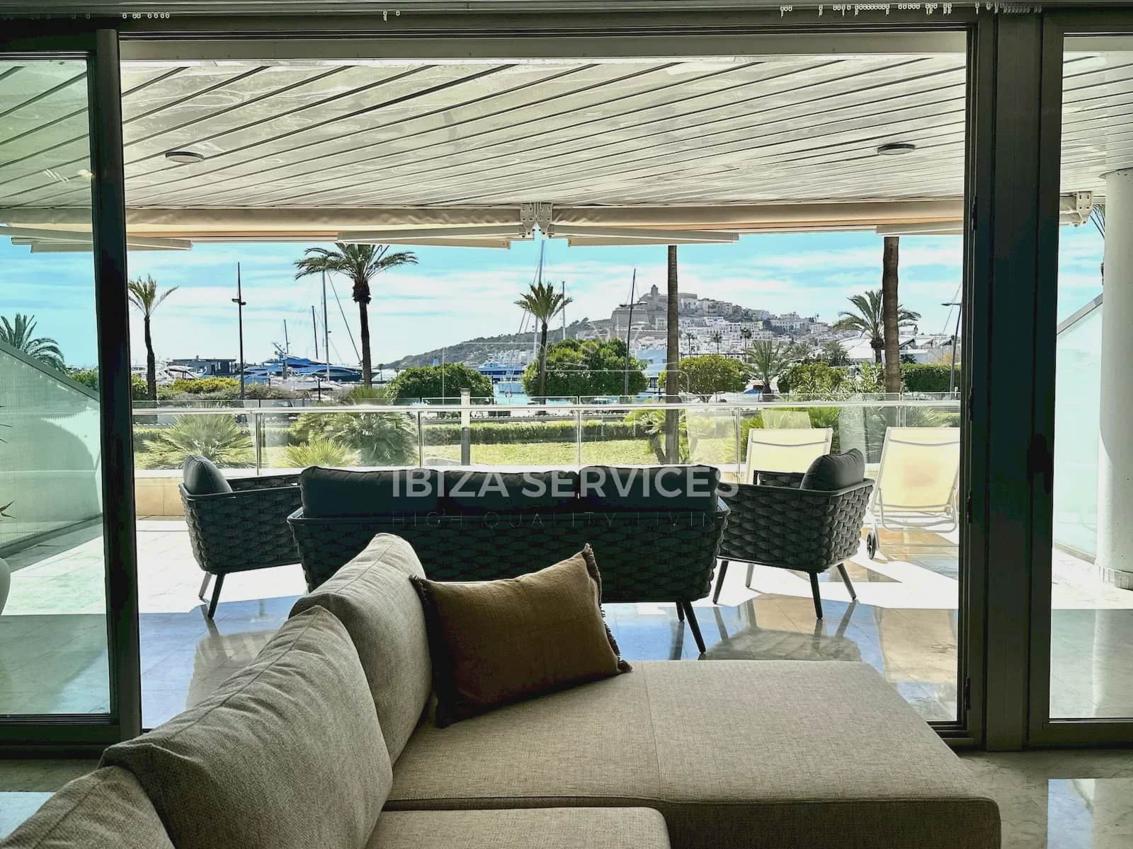 2 bedroom Apartment for rent in Ibiza / Eivissa town with pool garage - € 2,200 (Ref: 8895799)