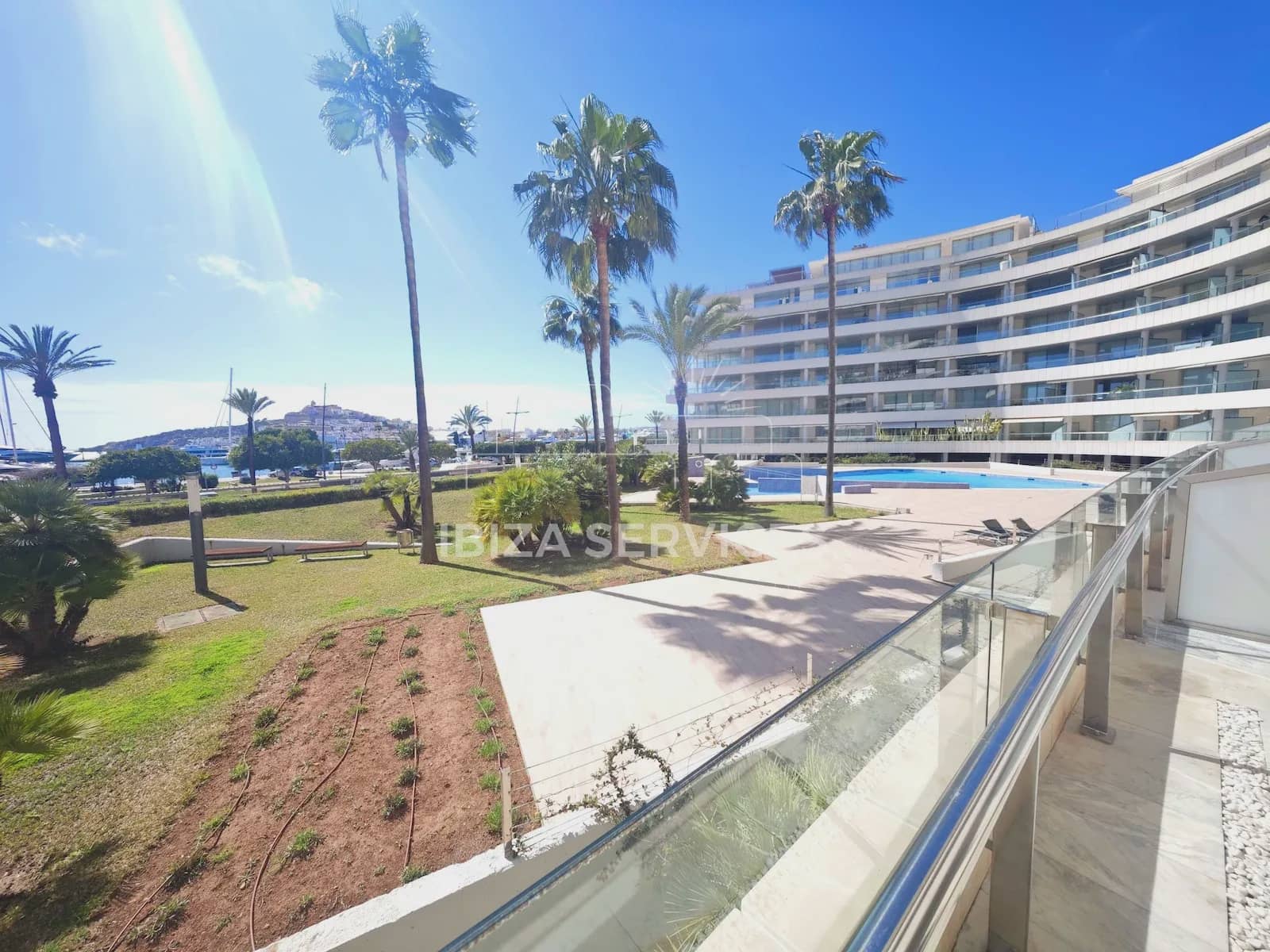 2 bedroom Apartment for rent in Ibiza / Eivissa town with pool garage - € 2,200 (Ref: 8895799)