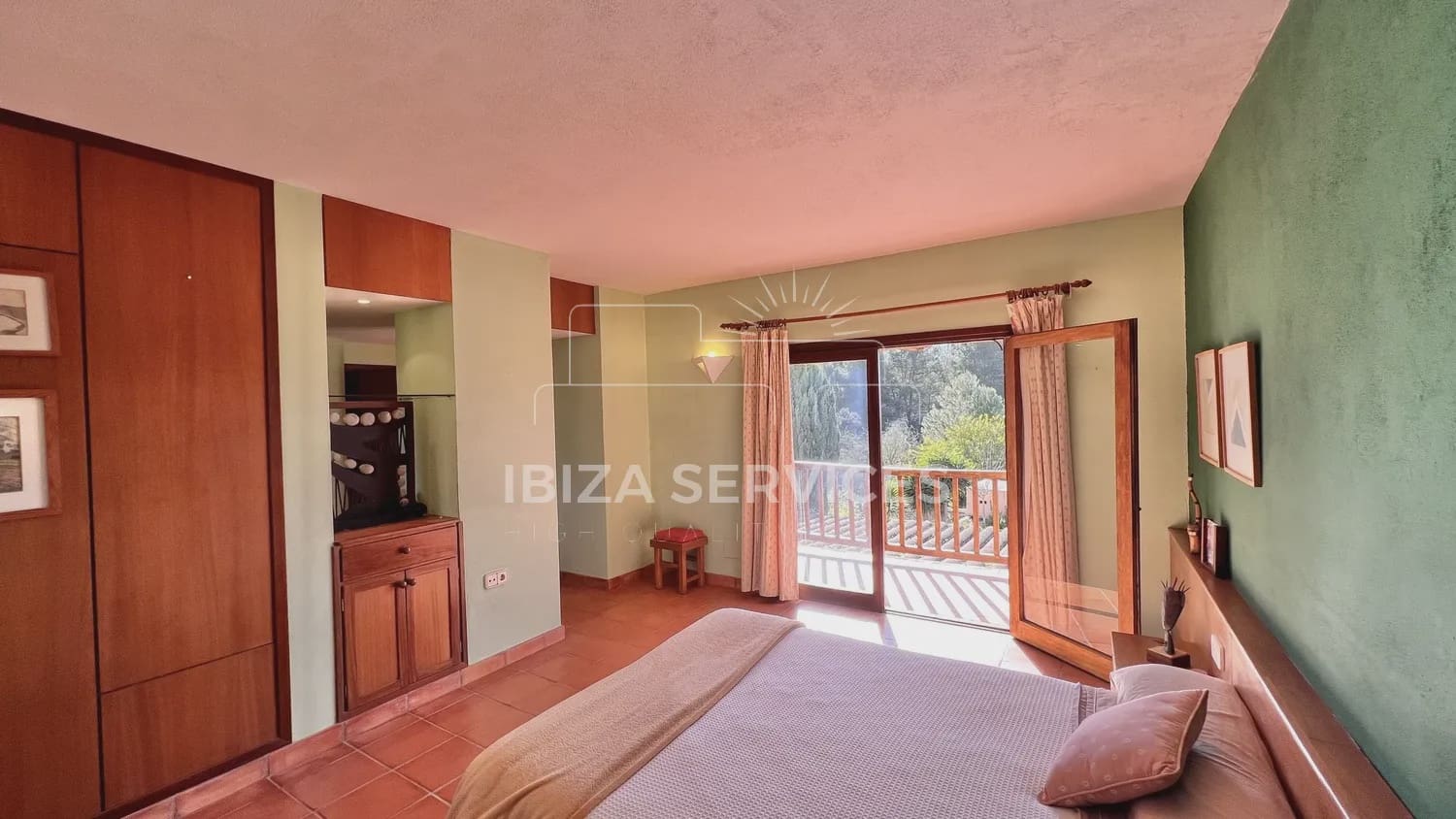 4 sypialnia Finka/Dom wiejski na sprzedaż w Sant Rafael de Sa Creu z basenem garażem - 4 465 000 € (Ref: 8895801)