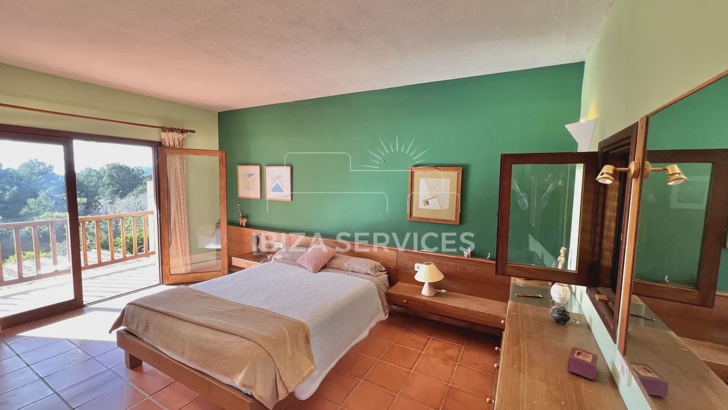 4 sypialnia Finka/Dom wiejski na sprzedaż w Sant Rafael de Sa Creu z basenem garażem - 4 465 000 € (Ref: 8895801)