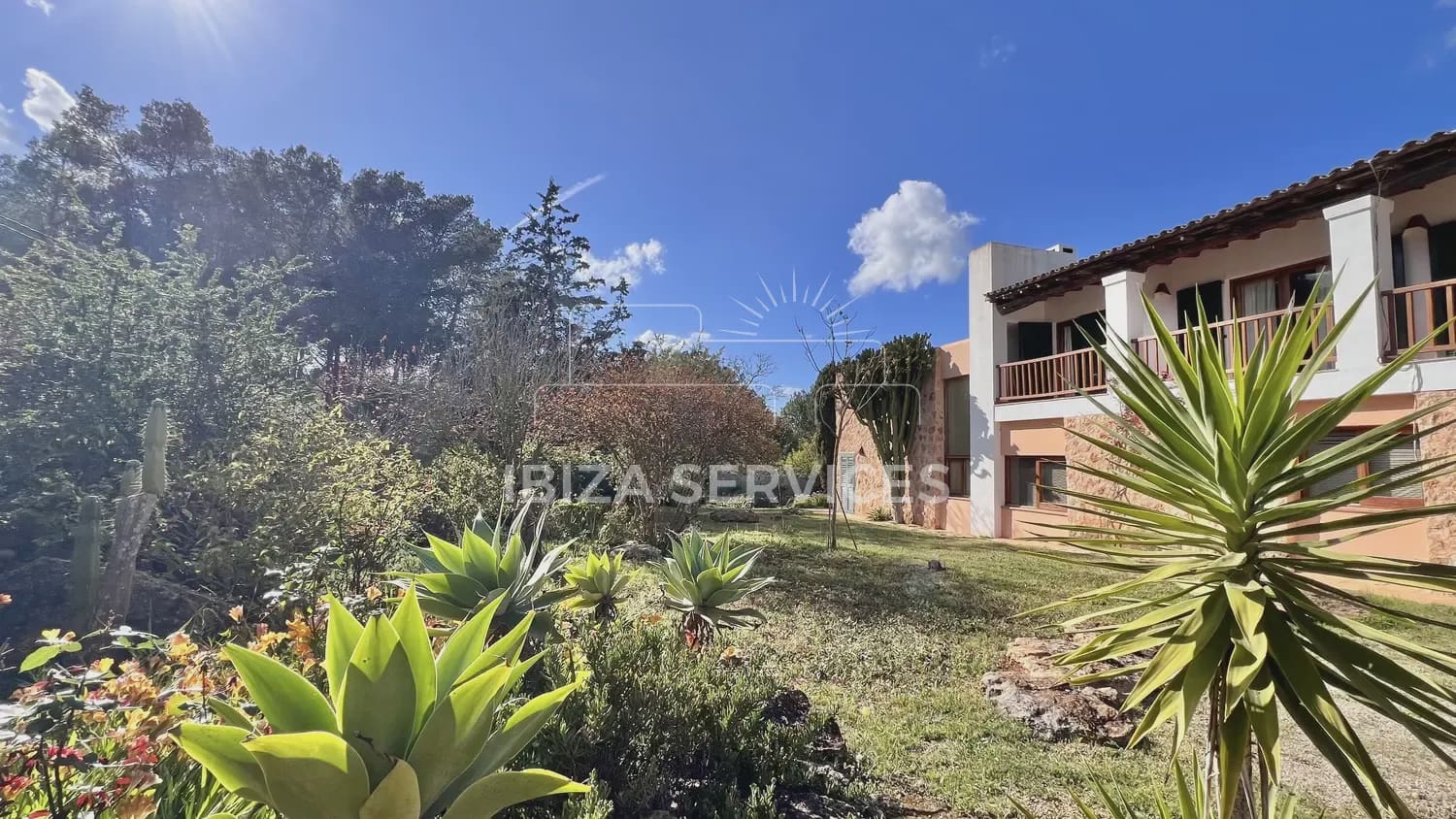 4 sypialnia Finka/Dom wiejski na sprzedaż w Sant Rafael de Sa Creu z basenem garażem - 4 465 000 € (Ref: 8895801)