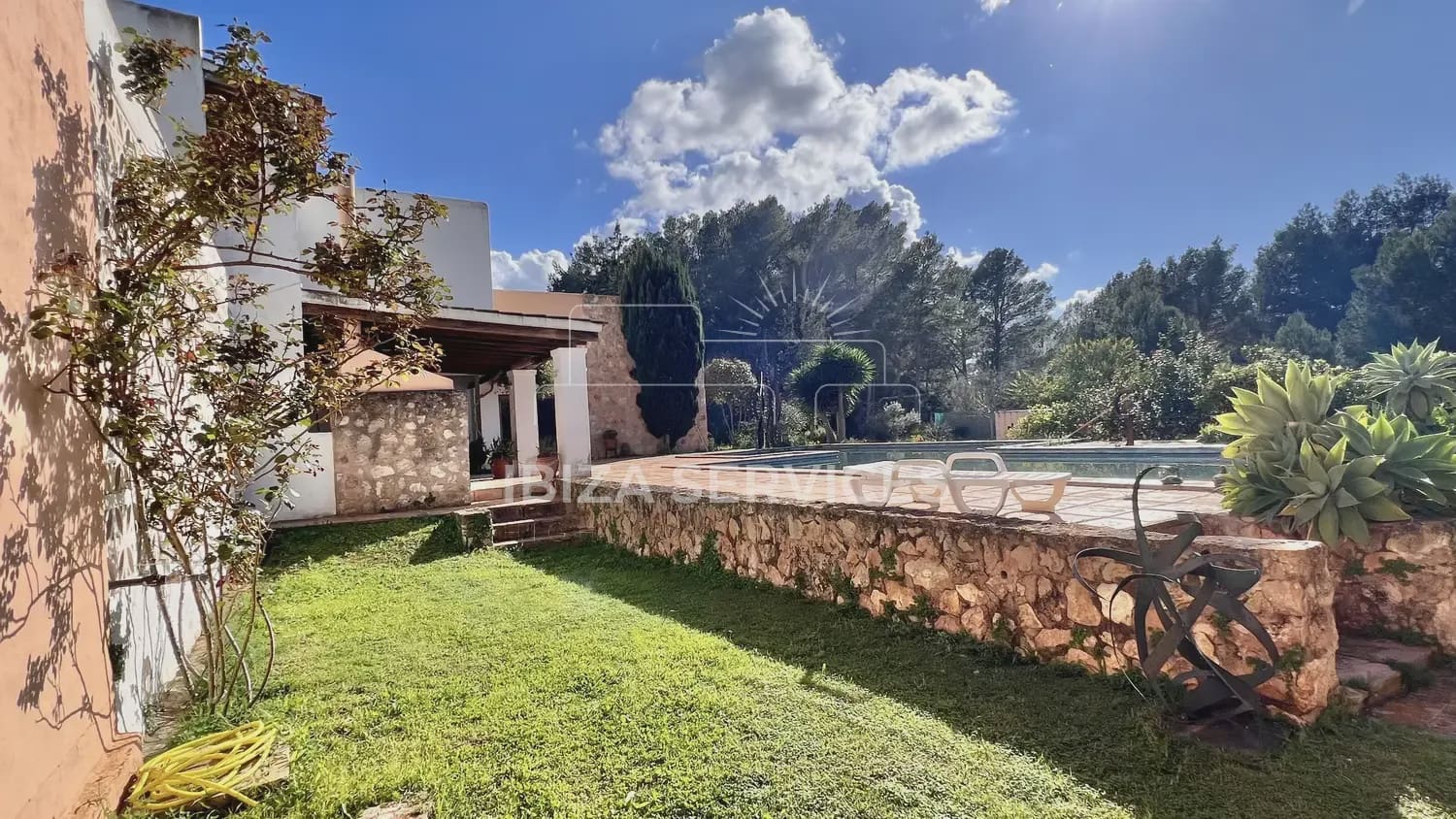 4 sypialnia Finka/Dom wiejski na sprzedaż w Sant Rafael de Sa Creu z basenem garażem - 4 465 000 € (Ref: 8895801)