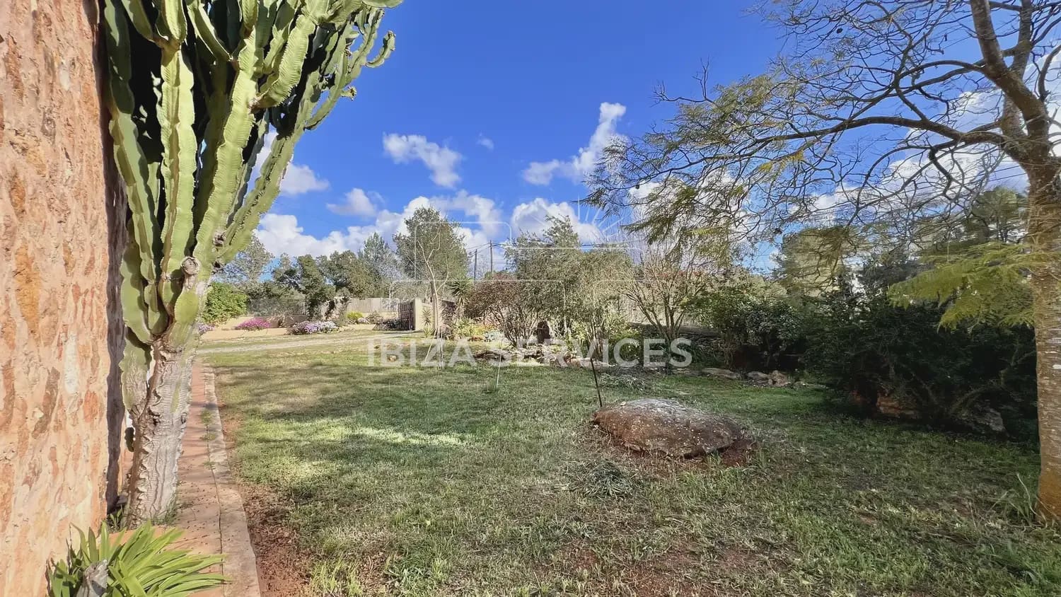 4 sypialnia Finka/Dom wiejski na sprzedaż w Sant Rafael de Sa Creu z basenem garażem - 4 465 000 € (Ref: 8895801)