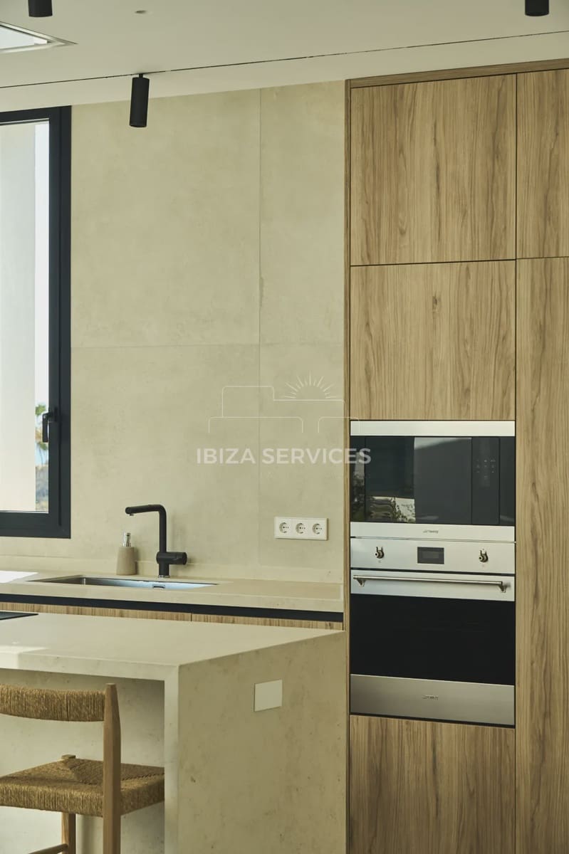 5 soveværelse Villa til leje i Talamanca med swimmingpool garage - € 17.500 (Ref: 8904757)