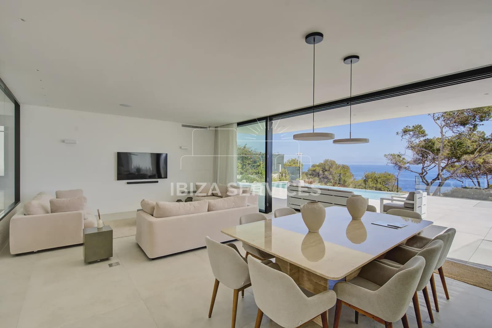 5 soveværelse Villa til leje i Talamanca med swimmingpool garage - € 17.500 (Ref: 8904757)