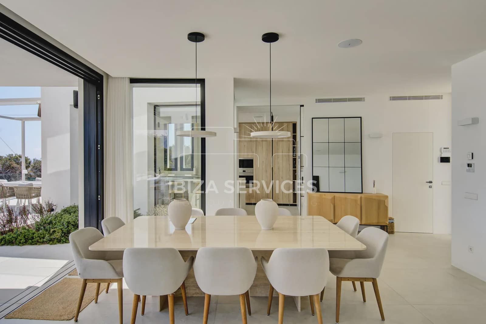 5 soveværelse Villa til leje i Talamanca med swimmingpool garage - € 17.500 (Ref: 8904757)