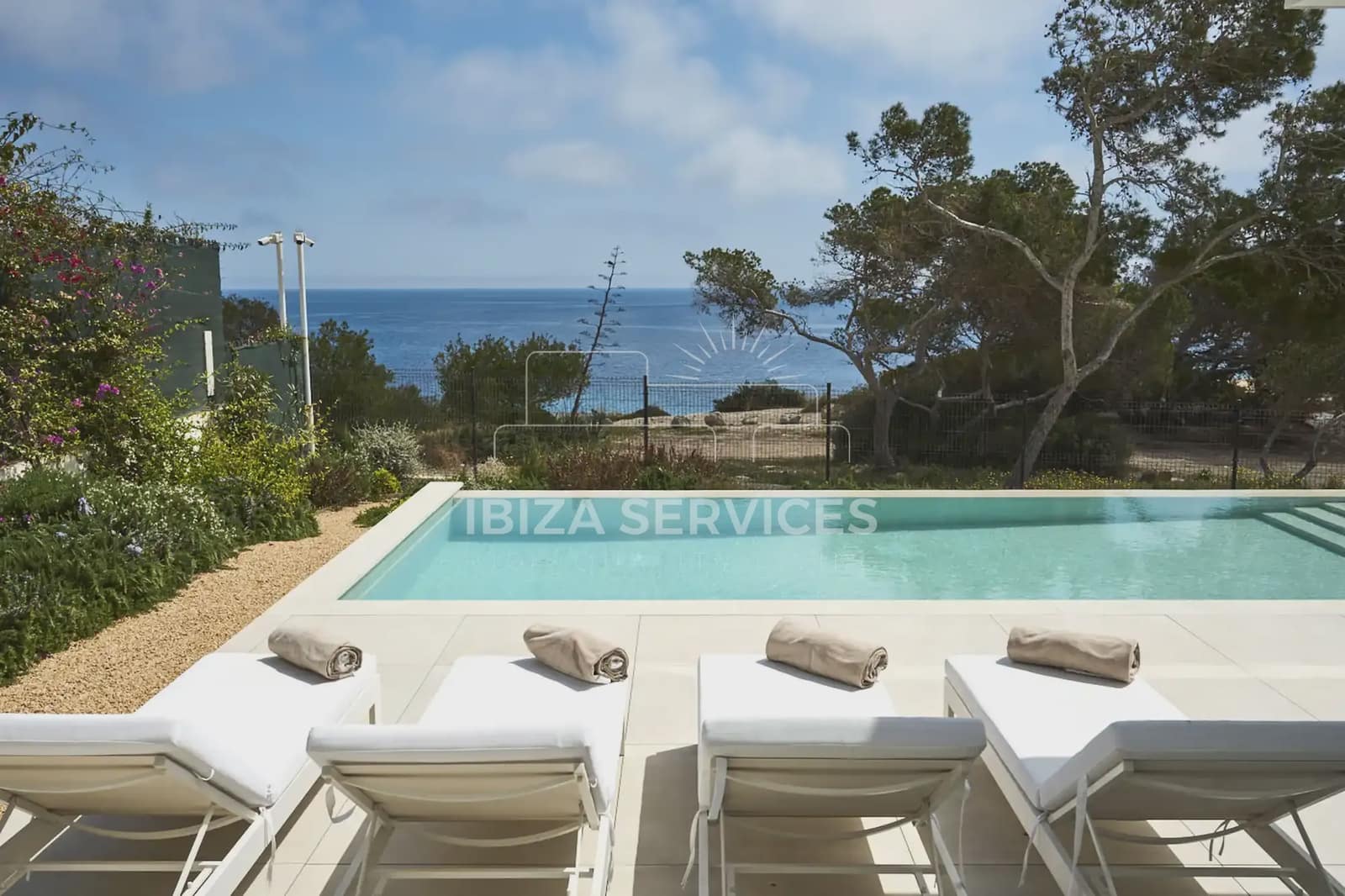 5 soveværelse Villa til leje i Talamanca med swimmingpool garage - € 17.500 (Ref: 8904757)
